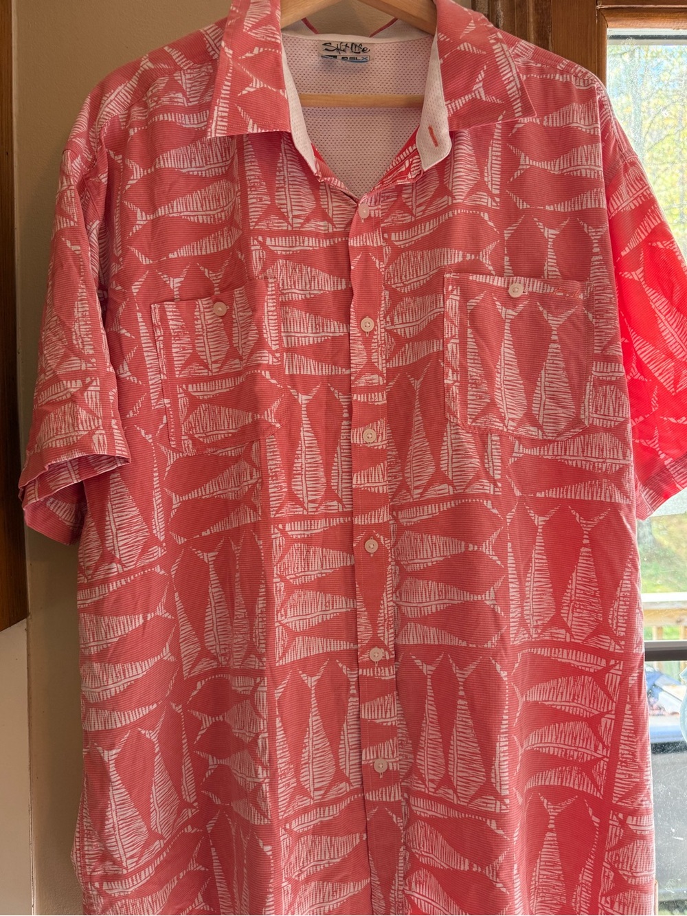 Salt Life SLX Men's XXL Breathable Pink Button-Up Shirt Fish Print Short Sleeve